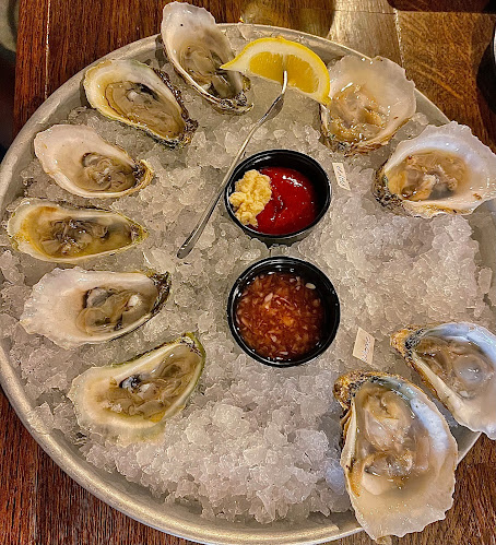Standard Oyster Company - Hickory