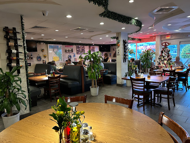 4335 N Ocean Dr, Lauderdale-By-The-Sea, FL 33308, United States