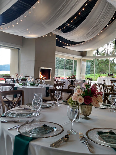 The Floating Green Restaurant