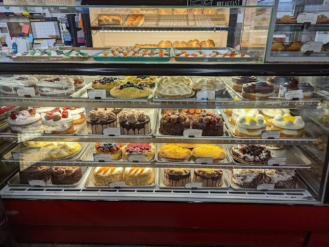 D'Orsi's Bakery & Delicatessen - Lynn