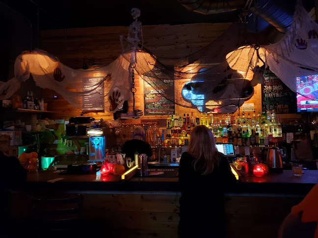 Comentarii opinii despre The High Dive