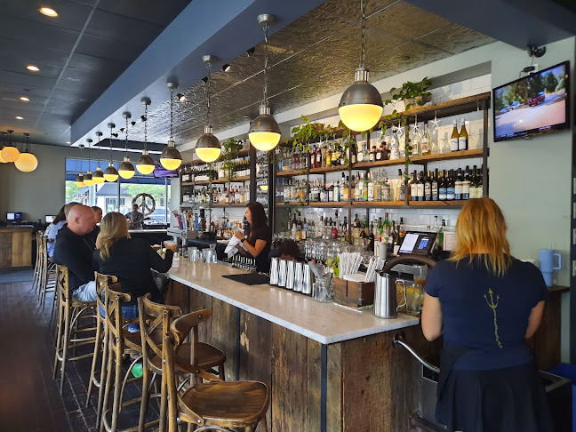 Trident Galley & Raw Bar - Hingham