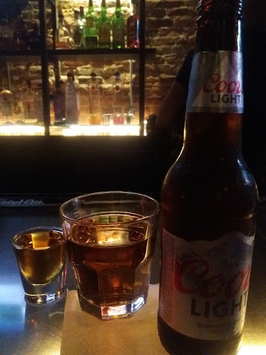 Reviews of Blue Mirror Restaurant & Lounge in Newark - Hospitality and gastronomy