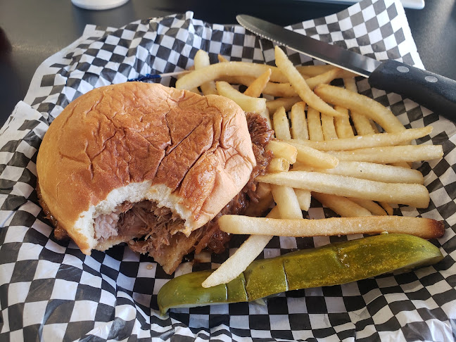 Comentarii opinii despre STP Bar-N-Grill