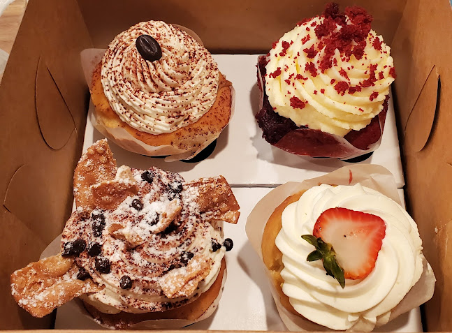 Aloha Bakery & Cafe - Hospitality and gastronomy