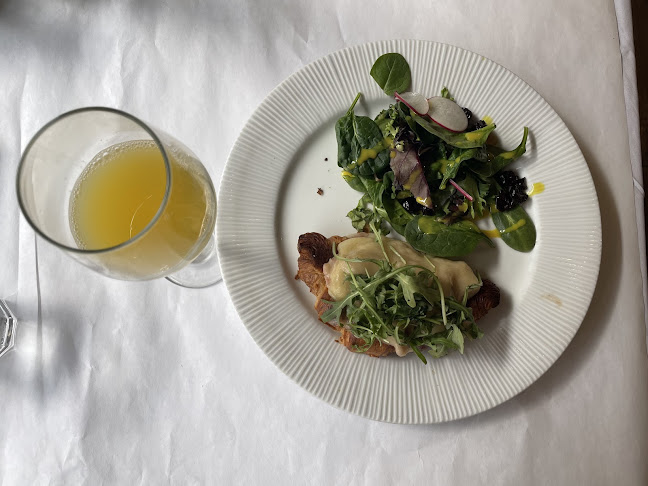 French Crust Café and Bistro - Hospitality and gastronomy