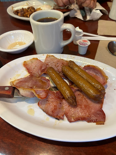 Opinii despre Parkway House Restaurant în Hickory - Hospitality and gastronomy