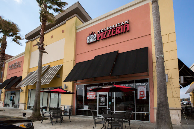 1000 Degrees Pizza Salad Wings