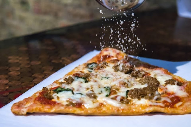 Spicy Pie - Downtown Fargo - Hospitality and gastronomy