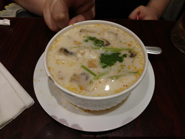 Mai Thai and sushi - Skokie