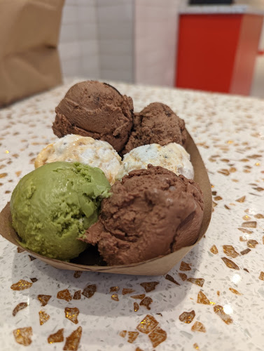 Opinii despre OddFellows Ice Cream Co. în Tampa - Hospitality and gastronomy