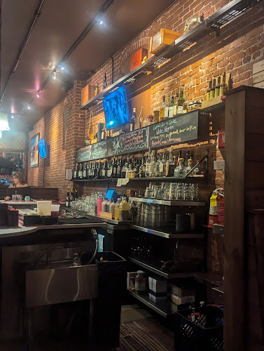 Opinii despre Bocado Tapas Wine Bar în Worcester - Hospitality and gastronomy