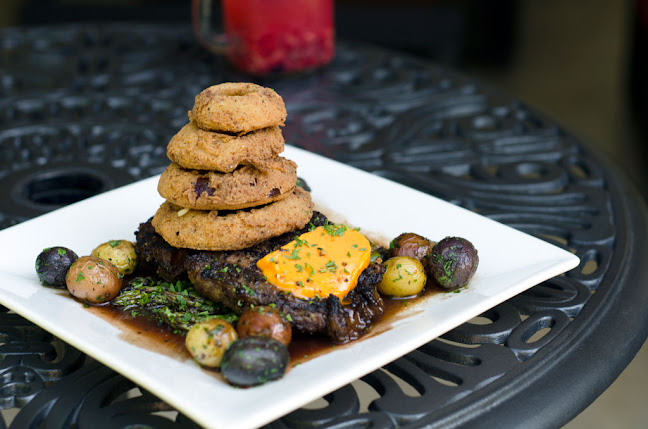 Bistro 39 Restaurant and Bar - Hospitality and gastronomy