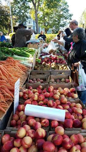 Opinii despre Melrose Farmer's Market în Melrose - Hospitality and gastronomy