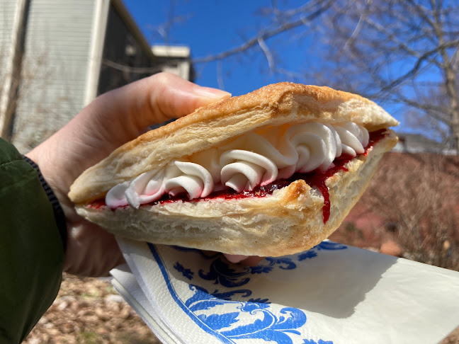 Comments and reviews of Tony's Donut Shop