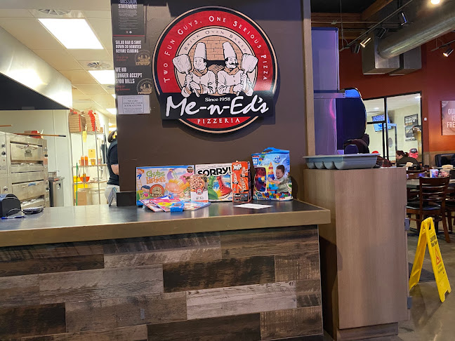 Comentarii opinii despre Me n Ed's Pizzeria