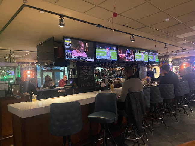 Bar Louie - Oakbrook Terrace - Bolingbrook