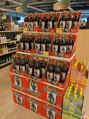 Richfield Liquor Store - Hospitality and gastronomy