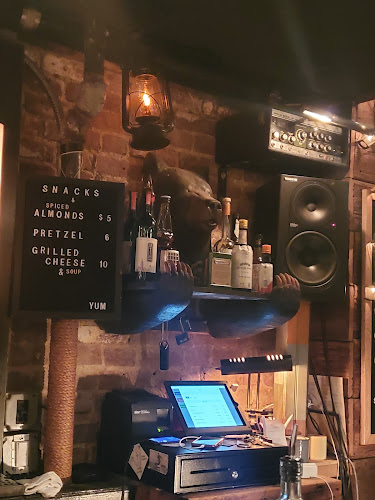 Comentarii opinii despre Antler