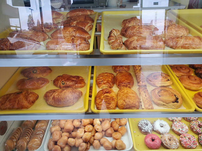 U S Donuts and ice creams