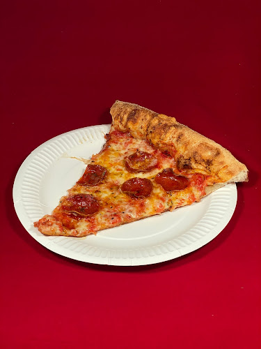 Reviews of Essex's N.Y. Pizza & Deli in Salem - Hospitality and gastronomy