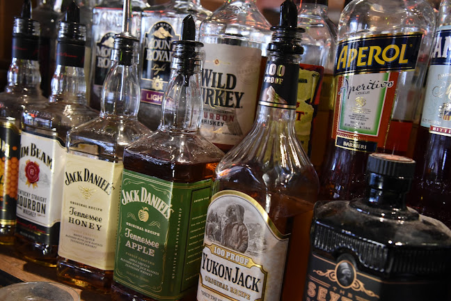 Comentarii opinii despre Vreeke's Tavern