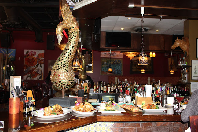 Kontiki Wine & Raw Bar Restaurant