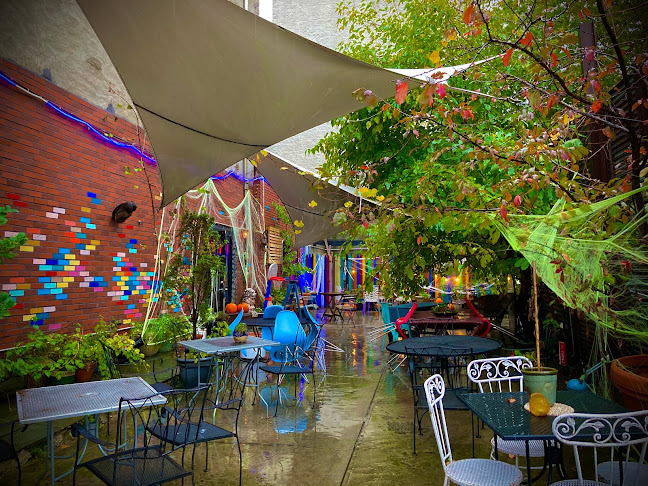 Art Cafe + Bar - Hospitality and gastronomy