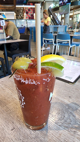 Reviews of Two Tides Bar in Honolulu - Hospitality and gastronomy