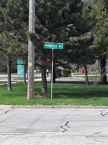 Lakeview Liquor - Hospitality and gastronomy