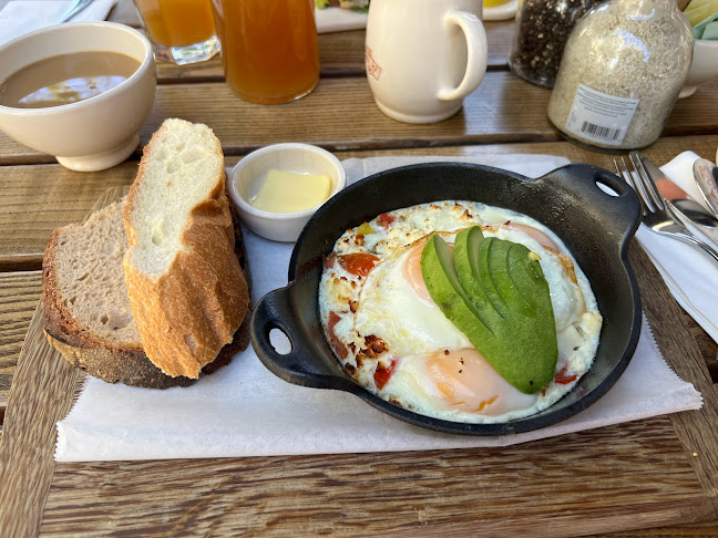 730 Americana Way, Glendale, CA 91210, United States