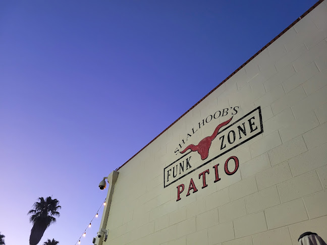 Comments and reviews of Shalhoob's Funk Zone Patio