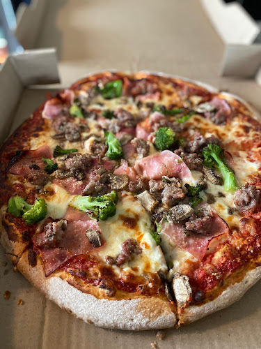 Opinii despre Andiamo's Pizza în Wyoming - Hospitality and gastronomy