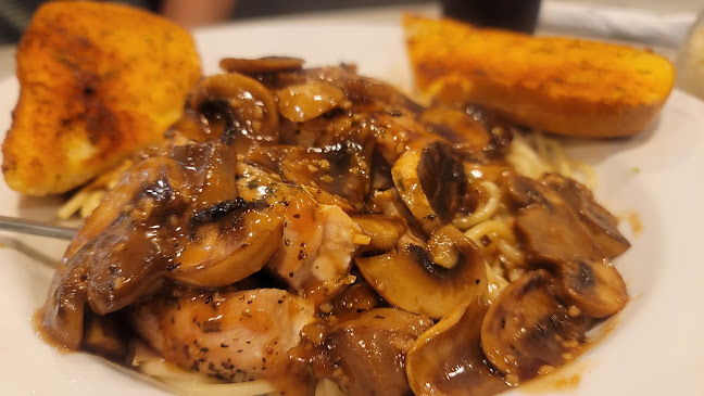 Giovanni's Pizza, Pasta and More - Menifee