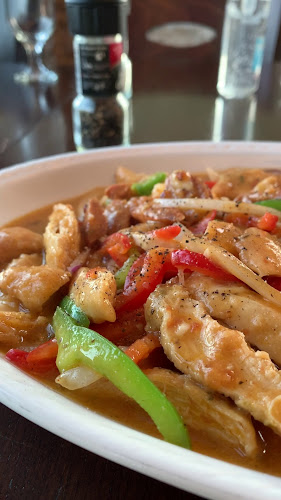 Opinii despre Hibiscus on the Mile în Freeport - Hospitality and gastronomy