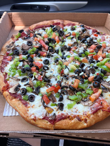 Desi Pizza house - Hospitality and gastronomy