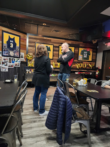 Double D's Sports Pub and Eatery - Hospitality and gastronomy