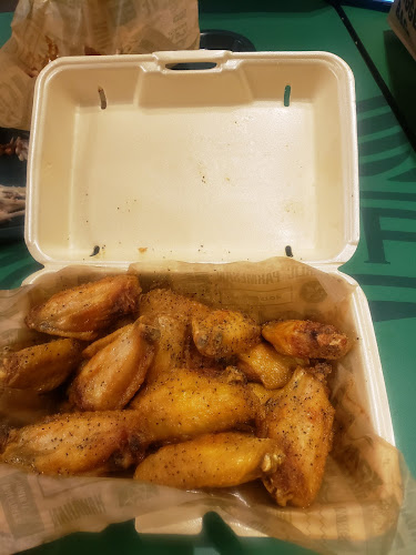 Wingstop - Hospitality and gastronomy