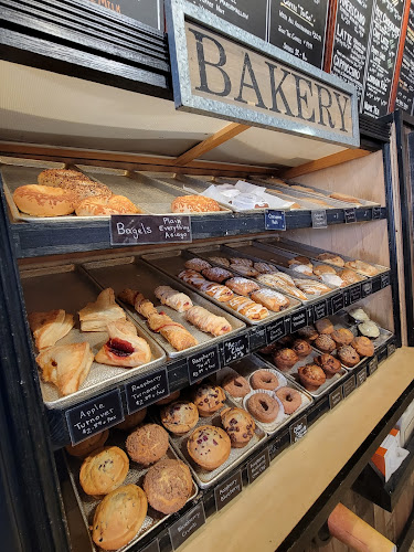 15 Pleasant St, Concord, NH 03301