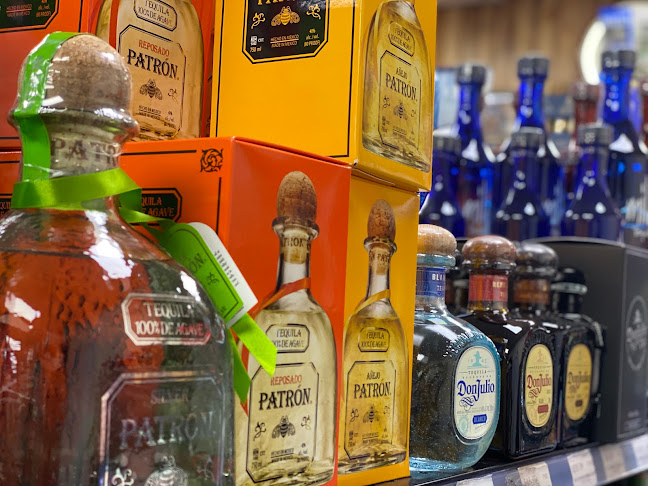 Colon Liquor Store - Miami