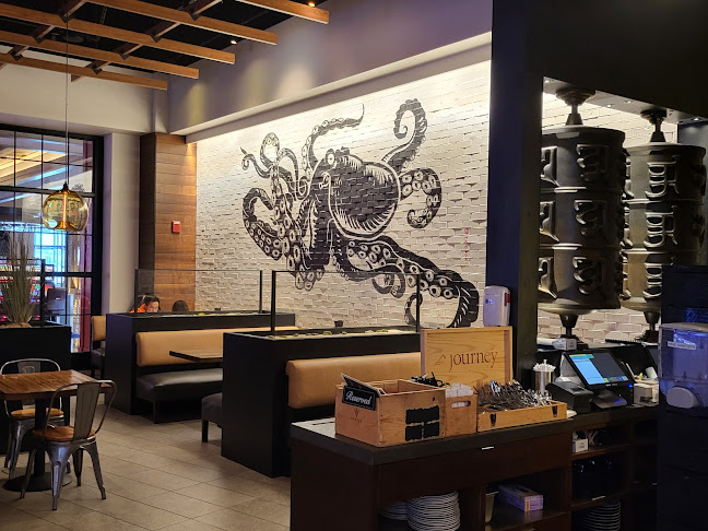 BoatHouse Asian Noodles - Rohnert Park