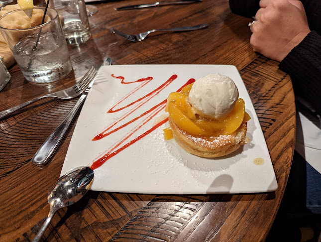 40 S Main St, Zionsville, IN 46077, United States