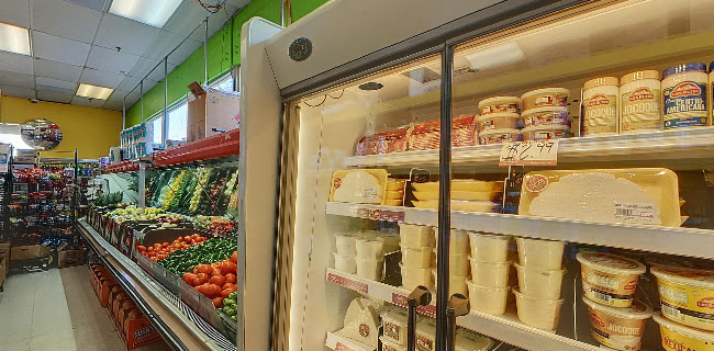 Corina's Super Market