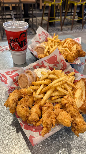 Raising Cane's Chicken Fingers - Hospitality and gastronomy