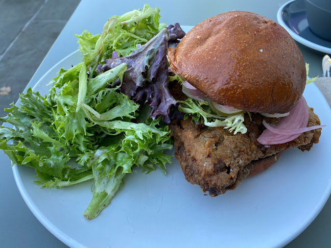 Kneads - Hospitality and gastronomy