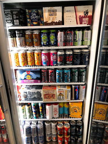 Best Buy Food & Liquor - Hospitality and gastronomy