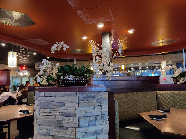 Crabbys Seafood Bar & Grill - Hospitality and gastronomy