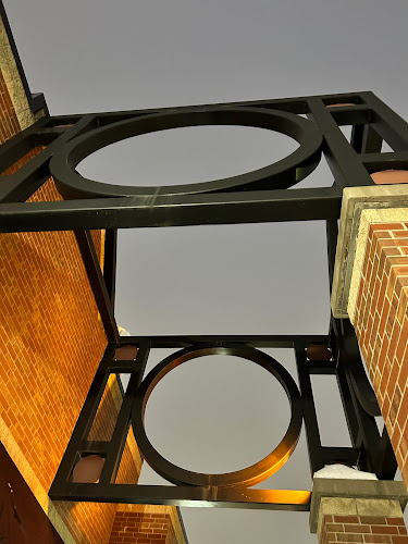 Eden Prairie Liquor - Hospitality and gastronomy