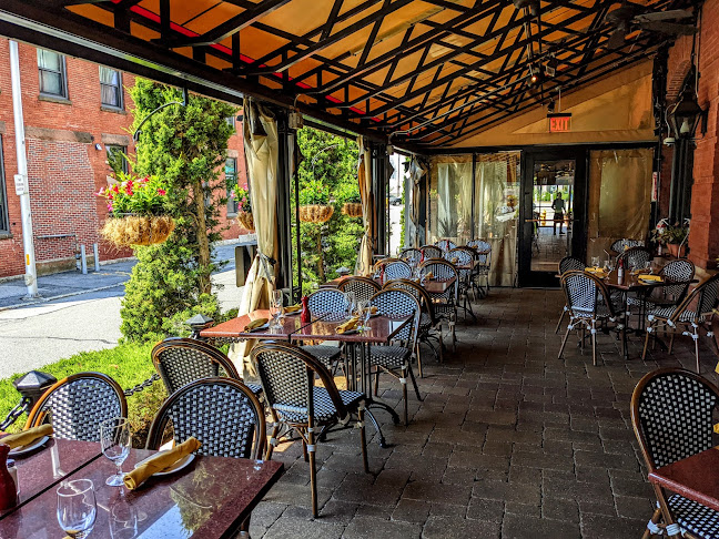 89 Shrewsbury St, Worcester, MA 01604, United States