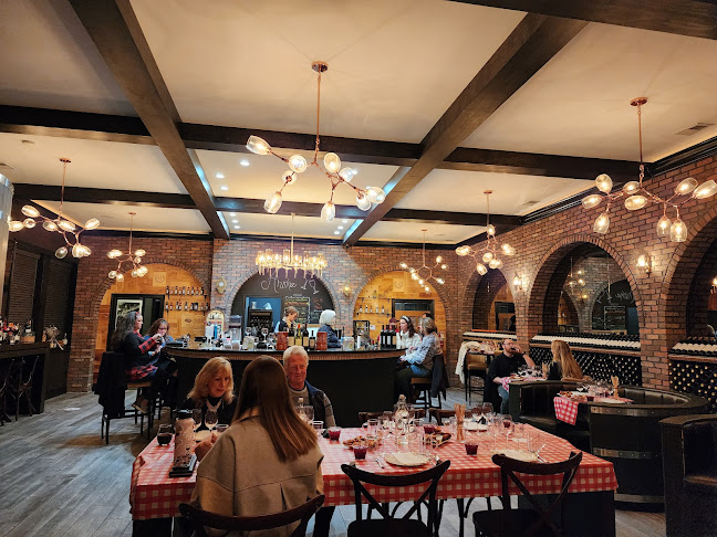 Aroma Wine Tasting Room - Manassas